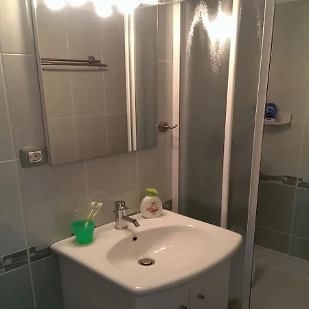 Marietta Apartment *