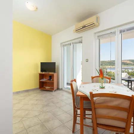Marietta Apartment